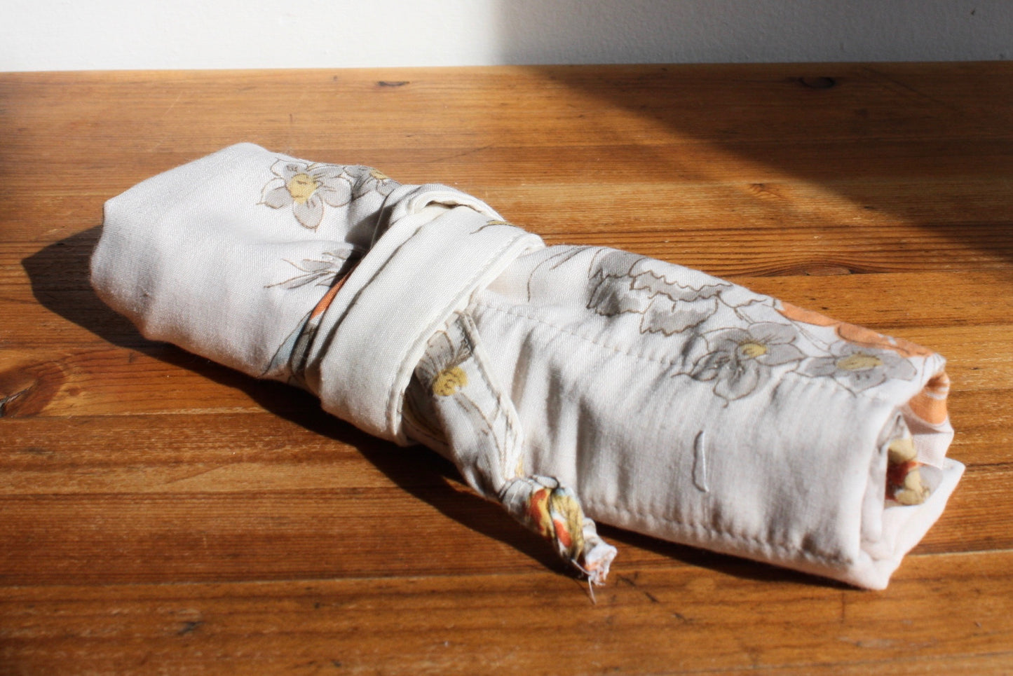 FLORAL TOOLS OF THE TRADE WRAP POUCH