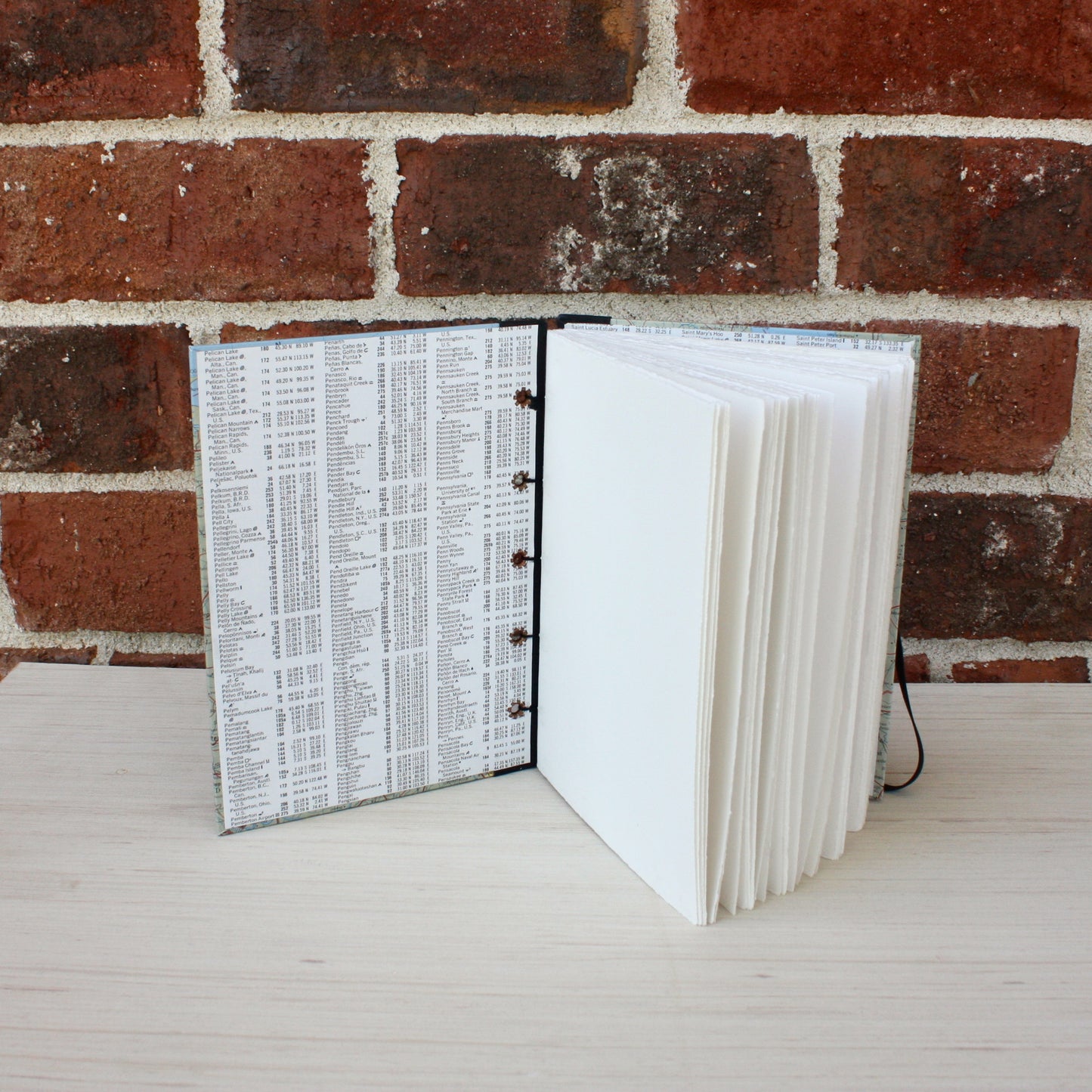 AMSTERDAM JOURNAL