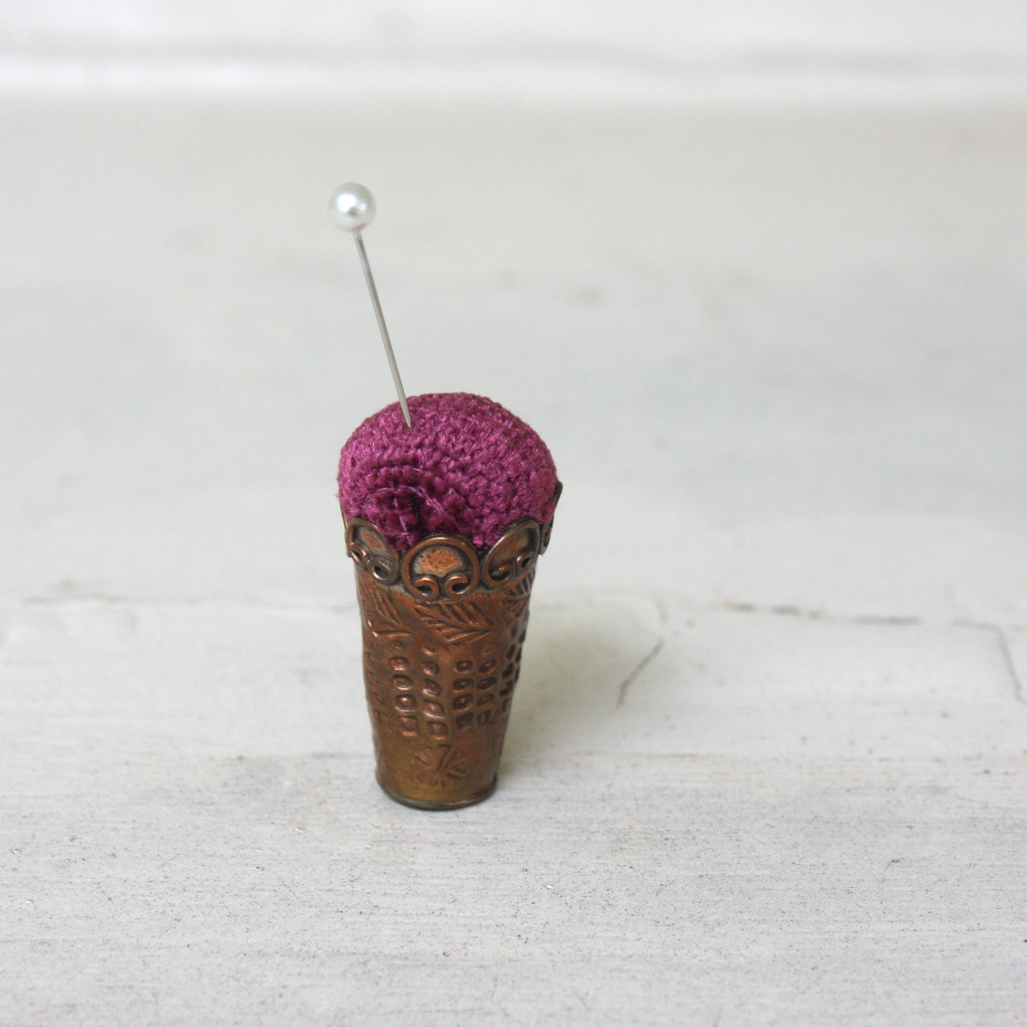 VINTAGE THIMBLE PINCUSHIONS
