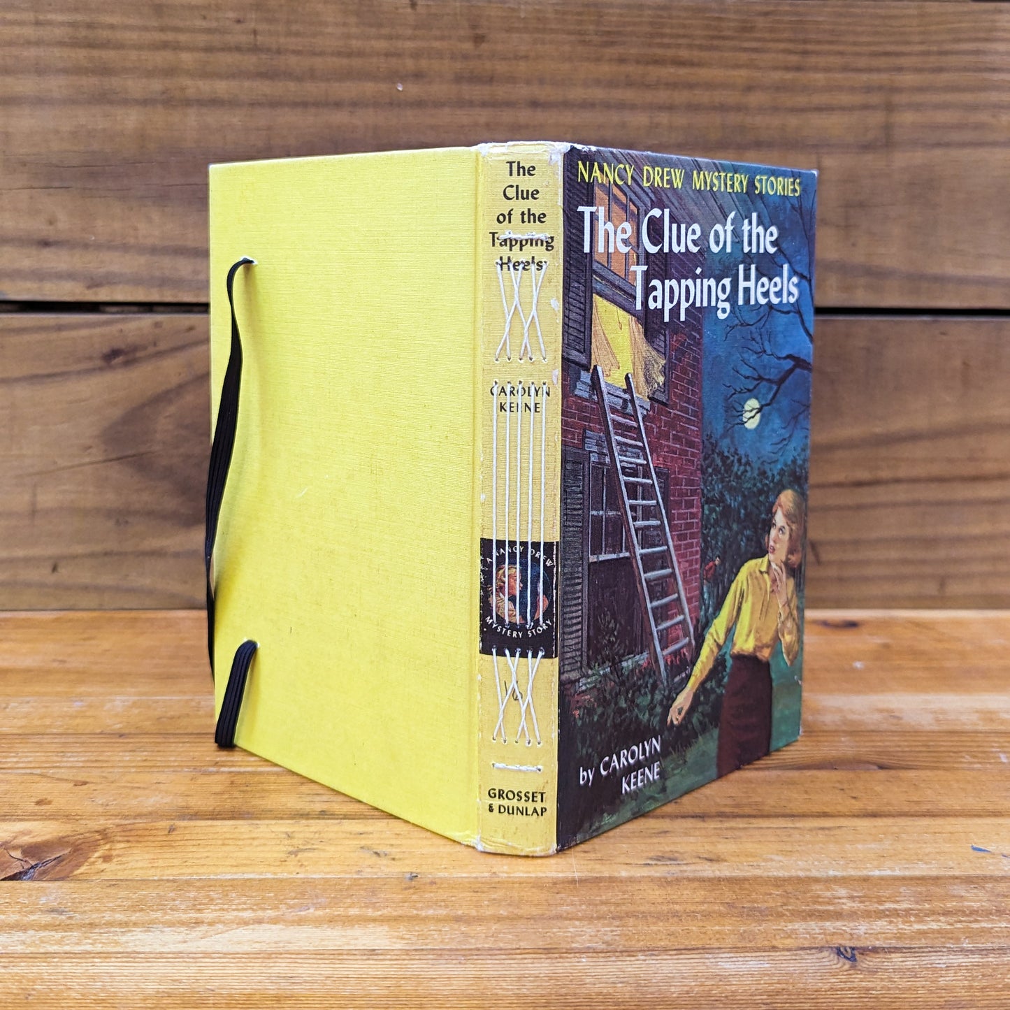 NANCY DREW: THE CLUE OF THE TAPPING HEELS