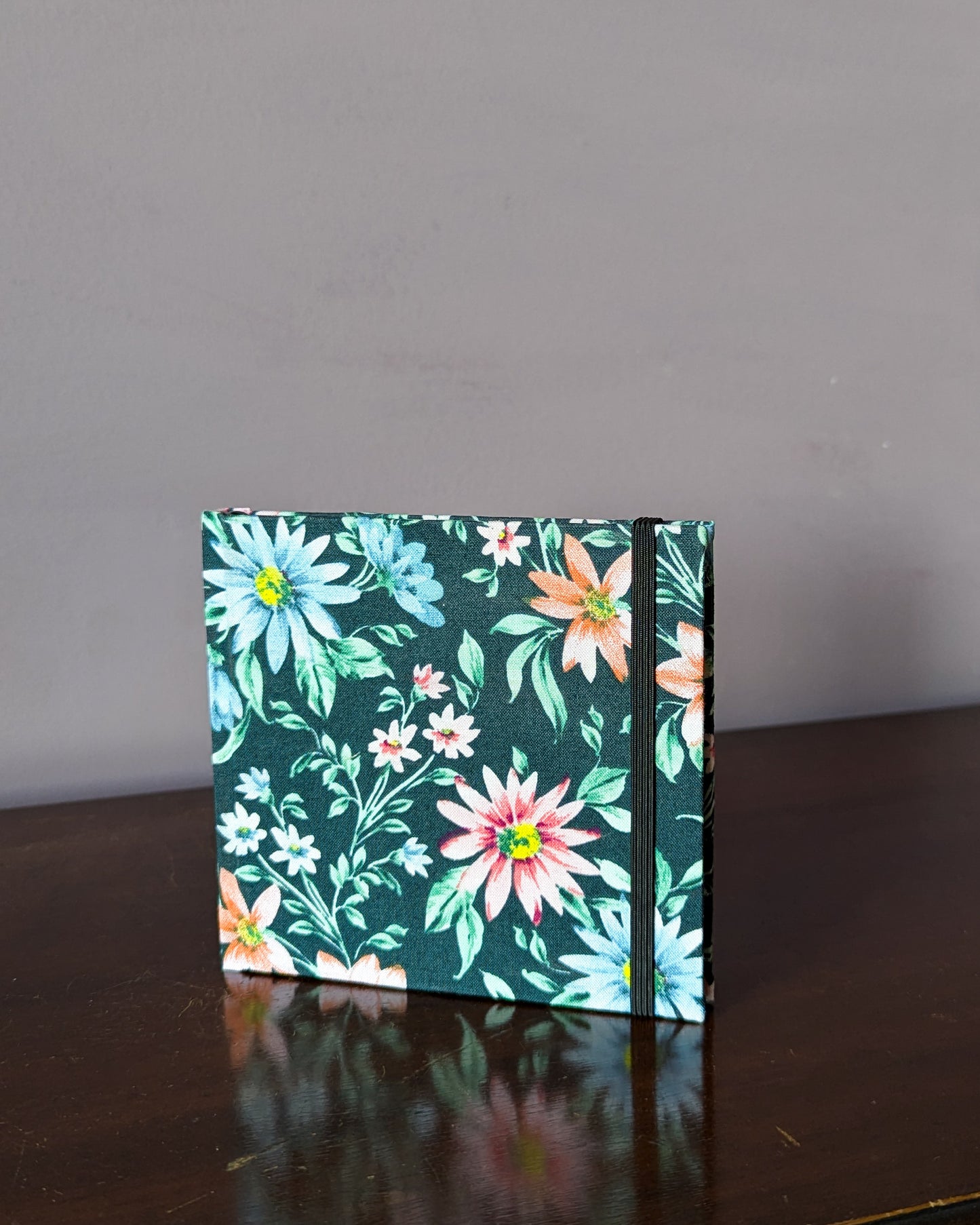 FLORAL (small)