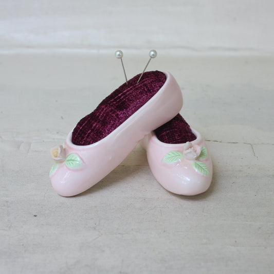 BALLET SLIPPER PINCUSHION