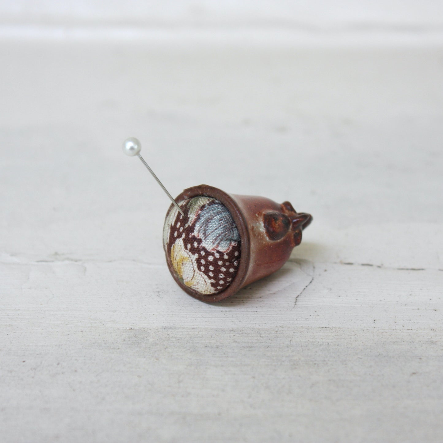 VINTAGE THIMBLE PINCUSHIONS