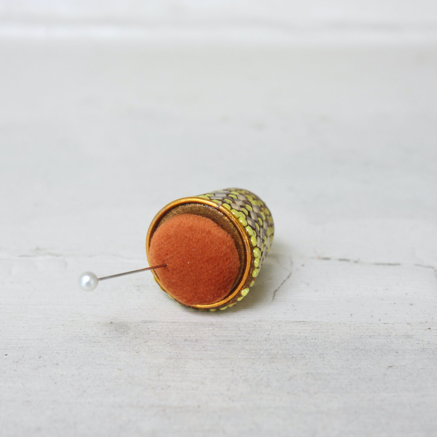 VINTAGE THIMBLE PINCUSHIONS