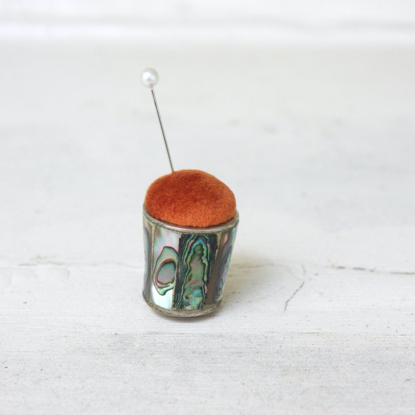 VINTAGE THIMBLE PINCUSHIONS