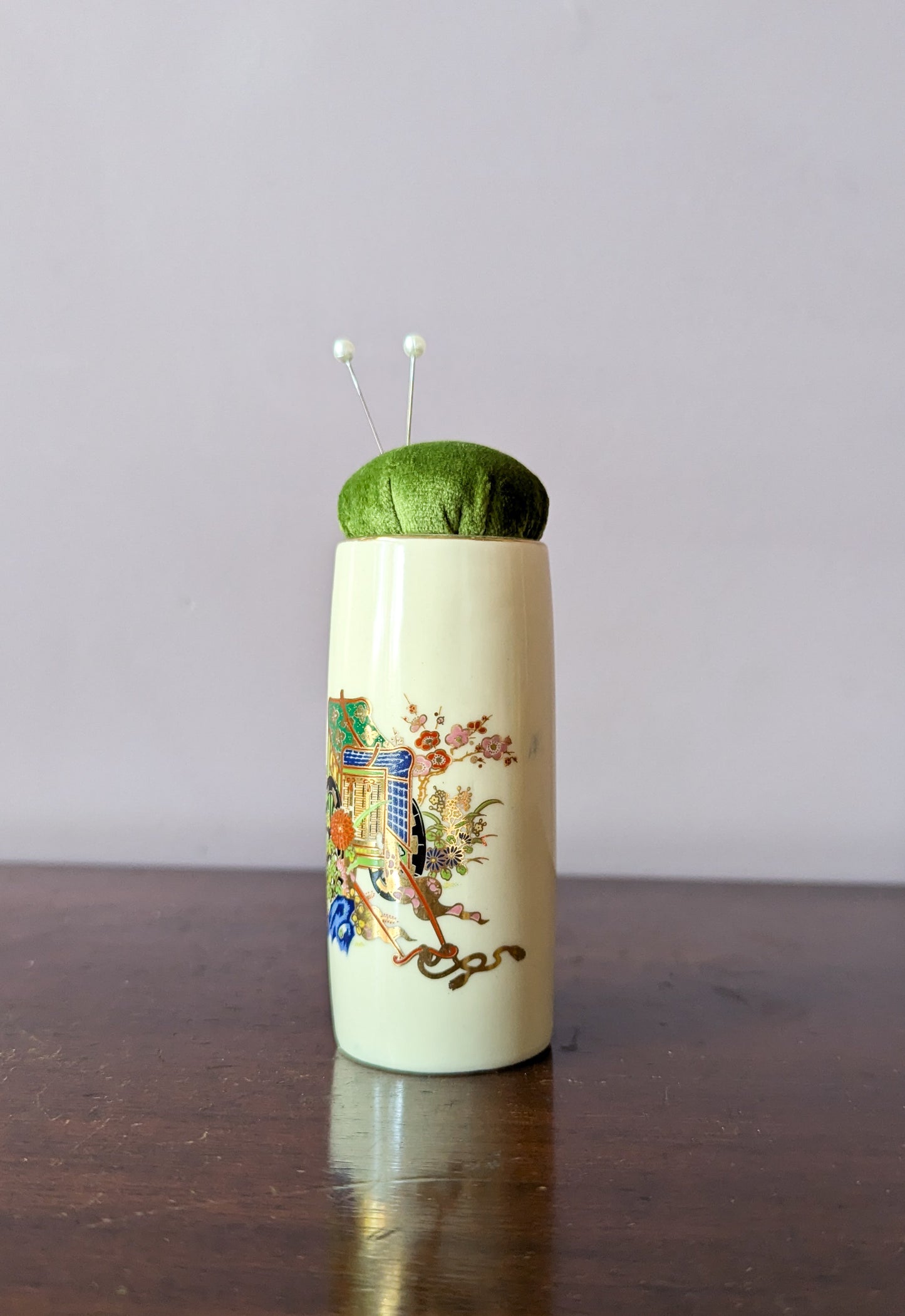 ORIENTAL VASE PINCUSHION