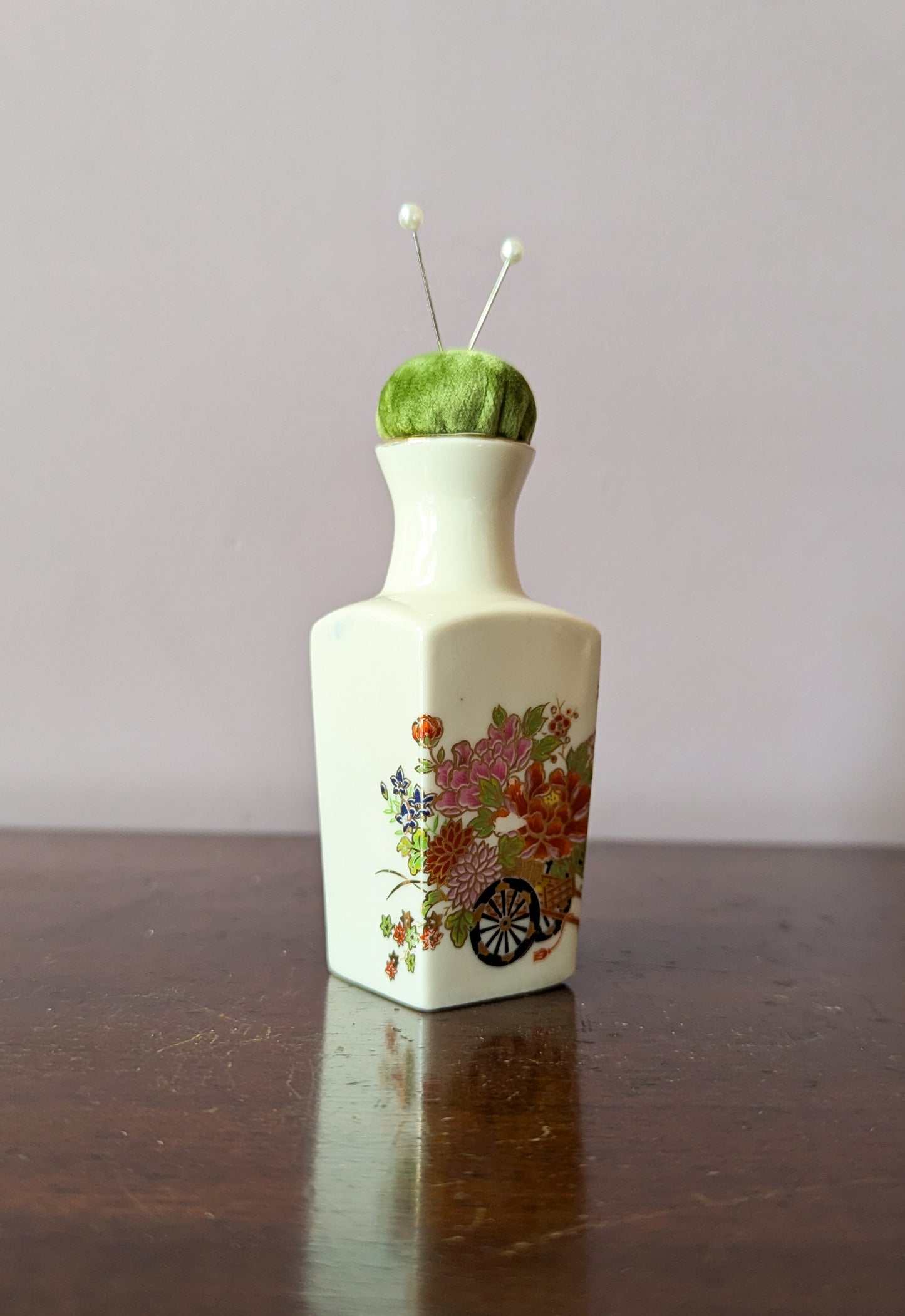 ORIENTAL VASE PINCUSHION