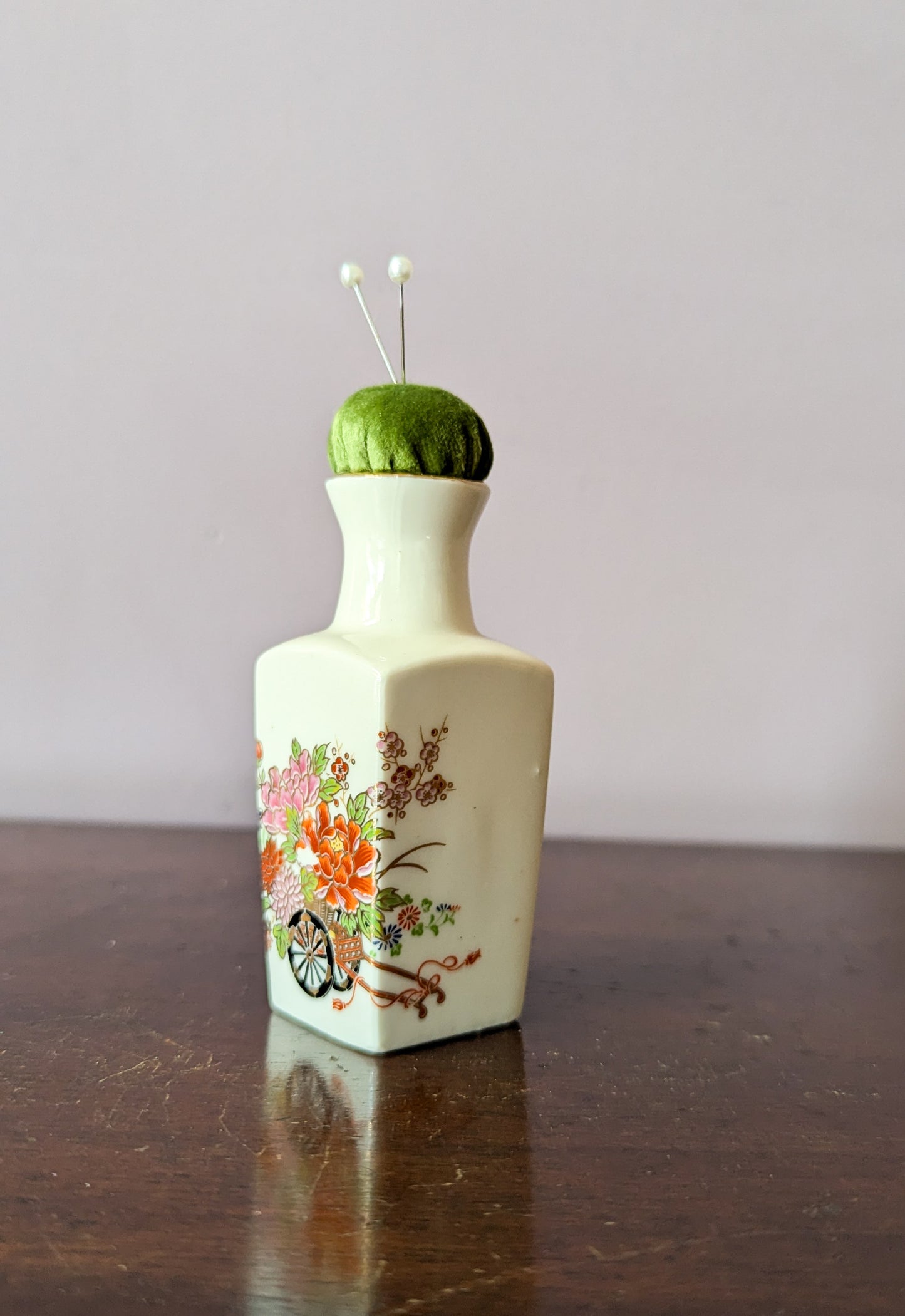 ORIENTAL VASE PINCUSHION