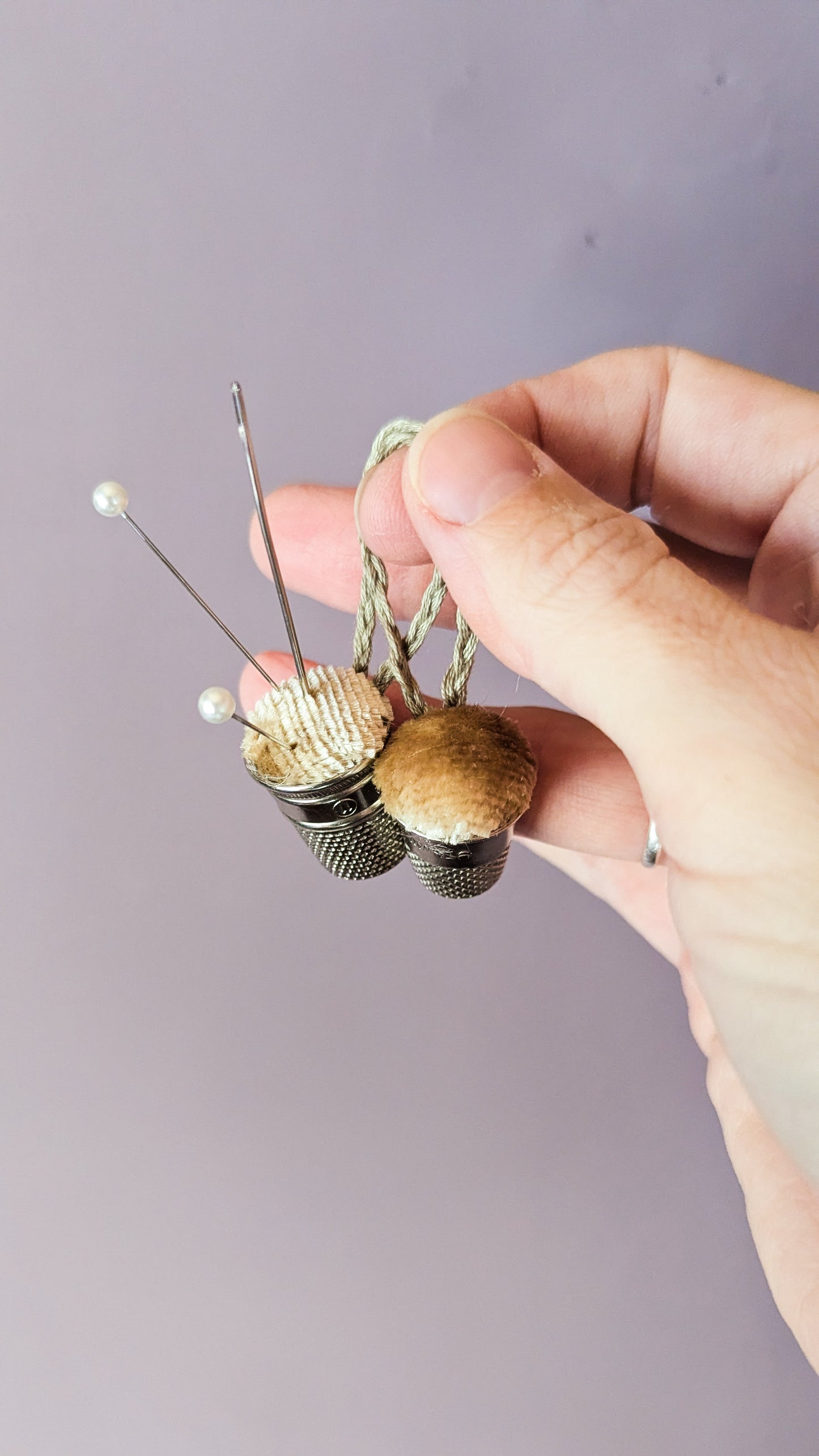 THIMBLE TRAVEL PINCUSHIONS