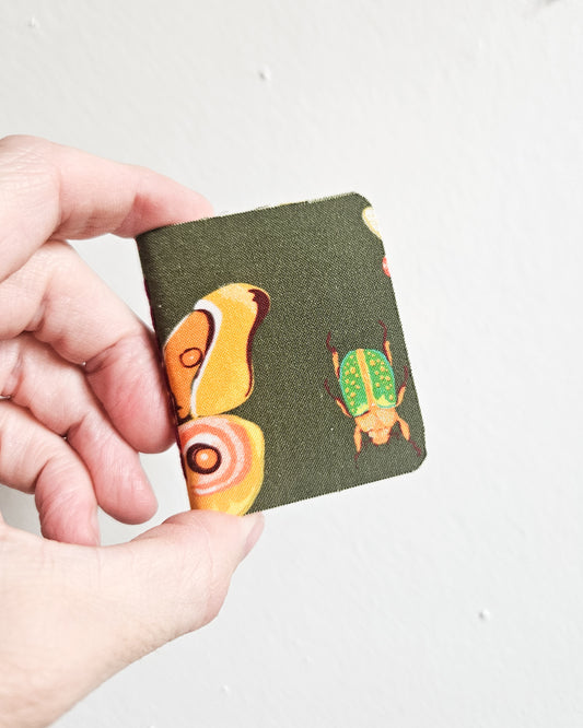 LINEN BOUND MINIS