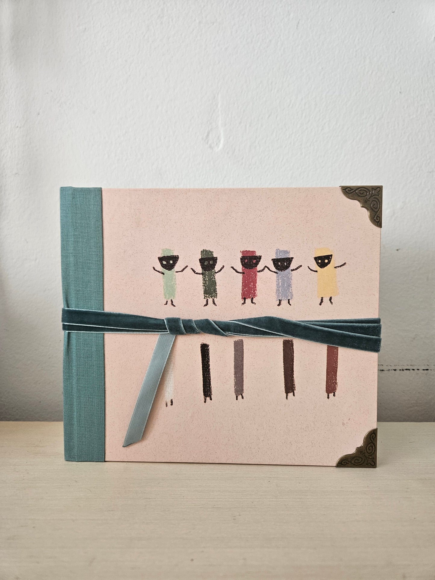 ARTIST FRIEND JOURNAL