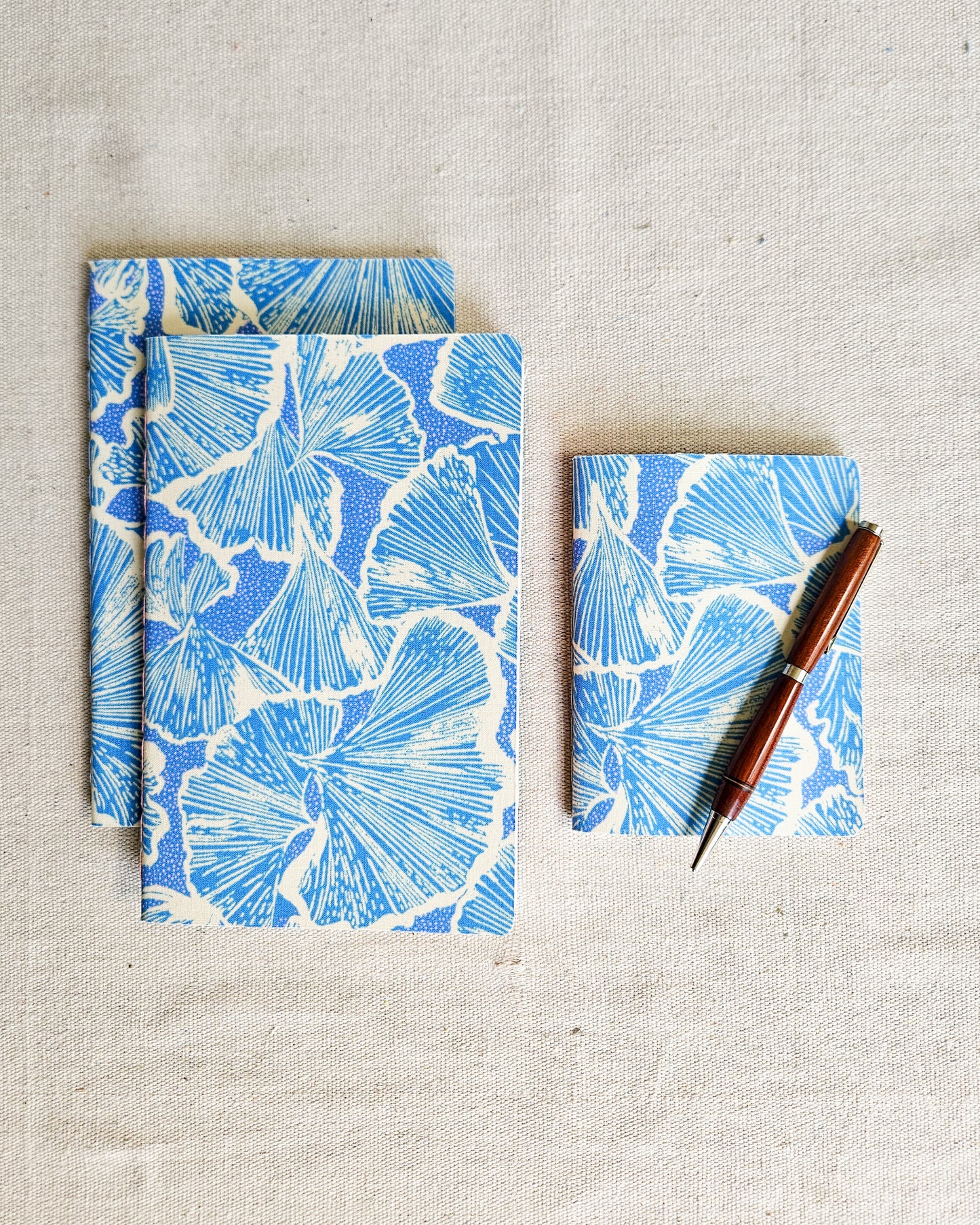 BLUE GINKGO JOURNAL