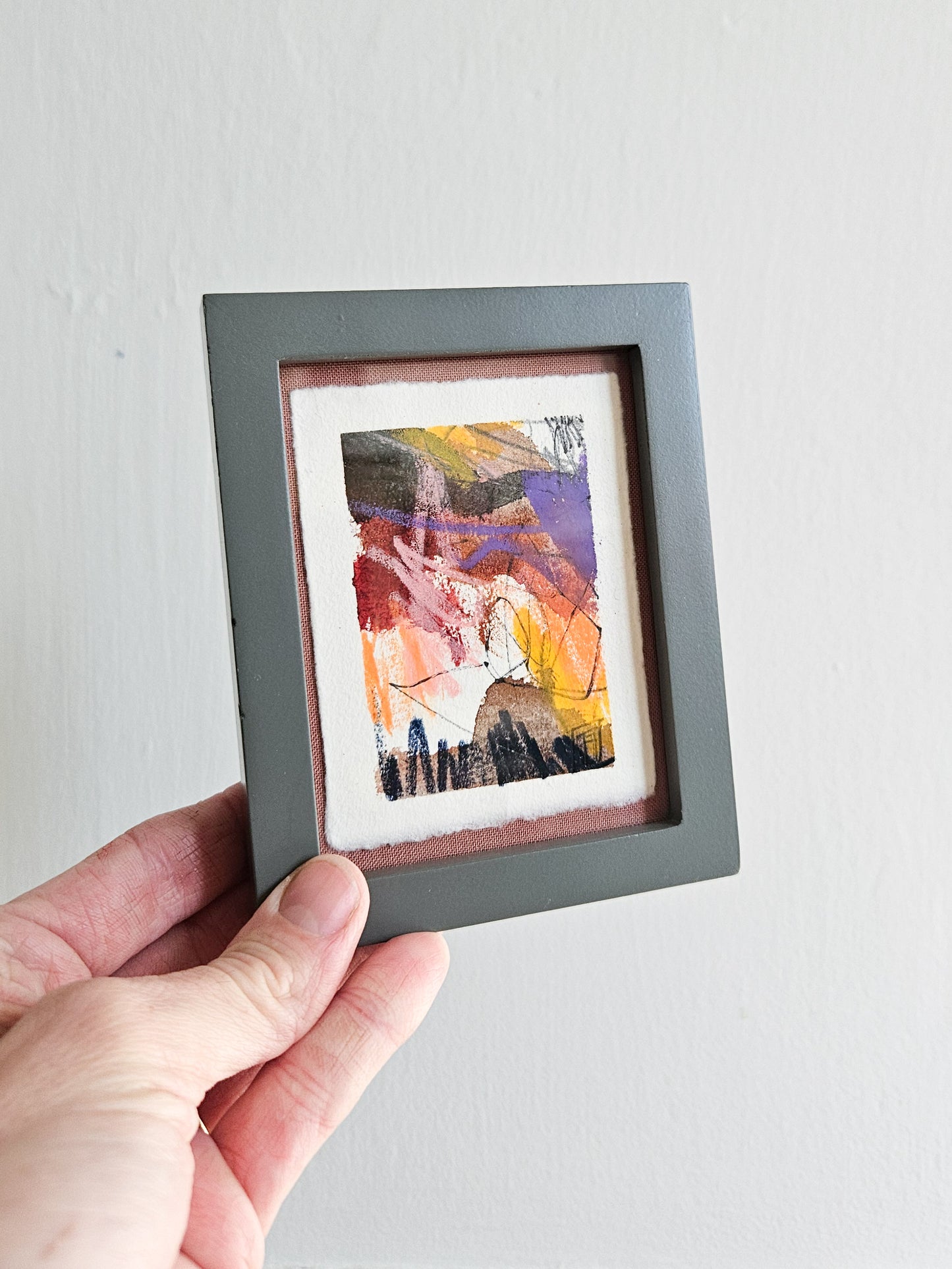 EXPLORATIONS IN LEFT HANDEDNESS : ROUND 1